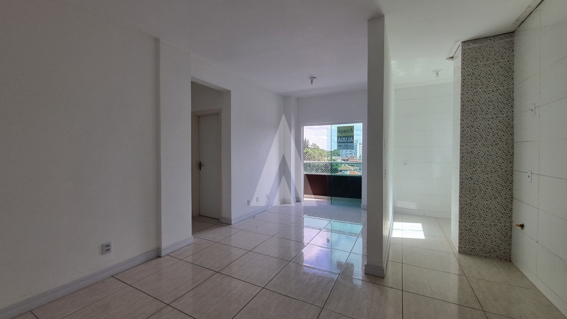 Apartamento no bairro Boa vista com 01 quarto, sala de estar e jantar, cozinha e 01 vaga de garagem. — foto 2