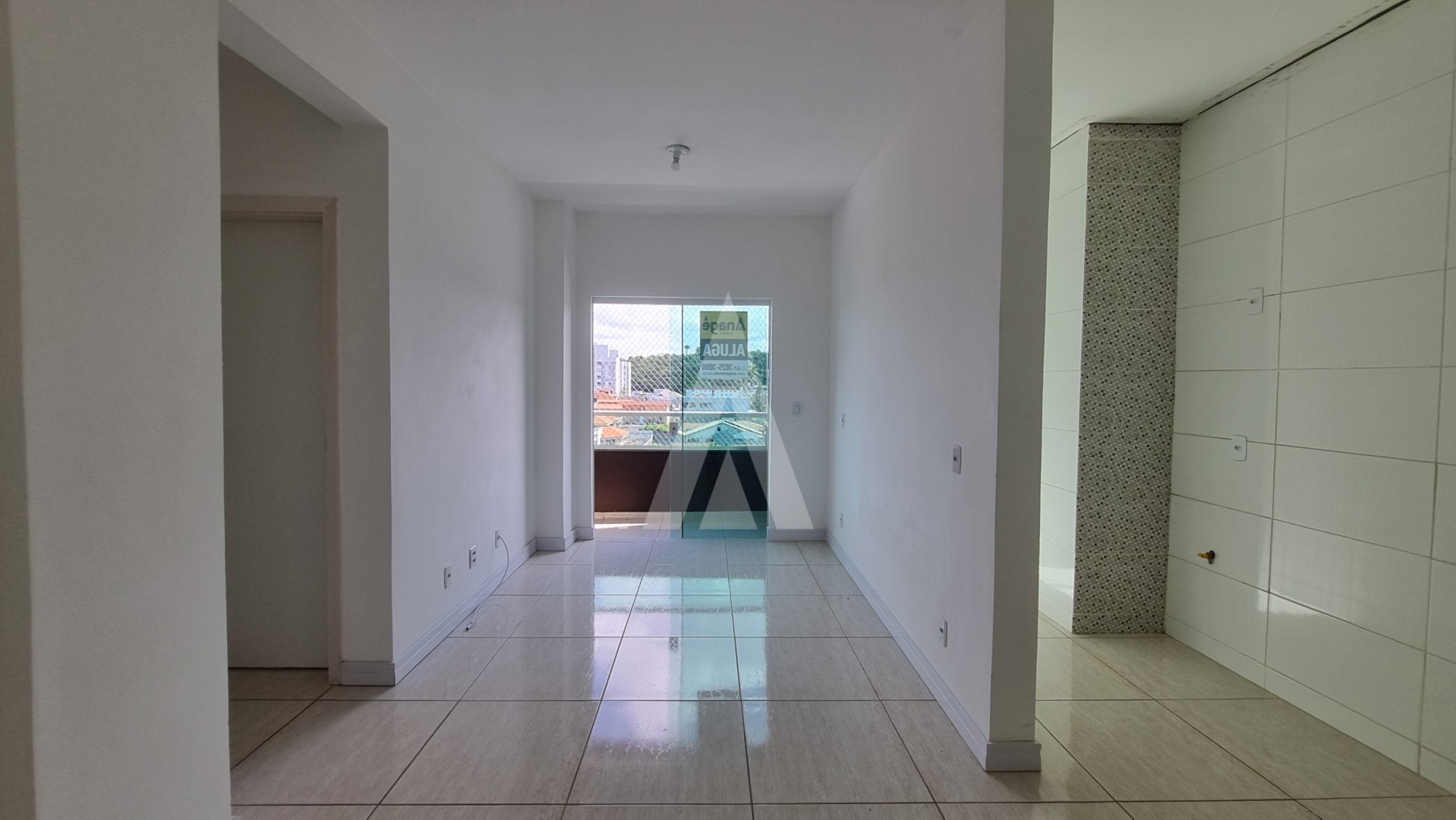 Apartamento no bairro Boa vista com 01 quarto, sala de estar e jantar, cozinha e 01 vaga de garagem. — foto 3