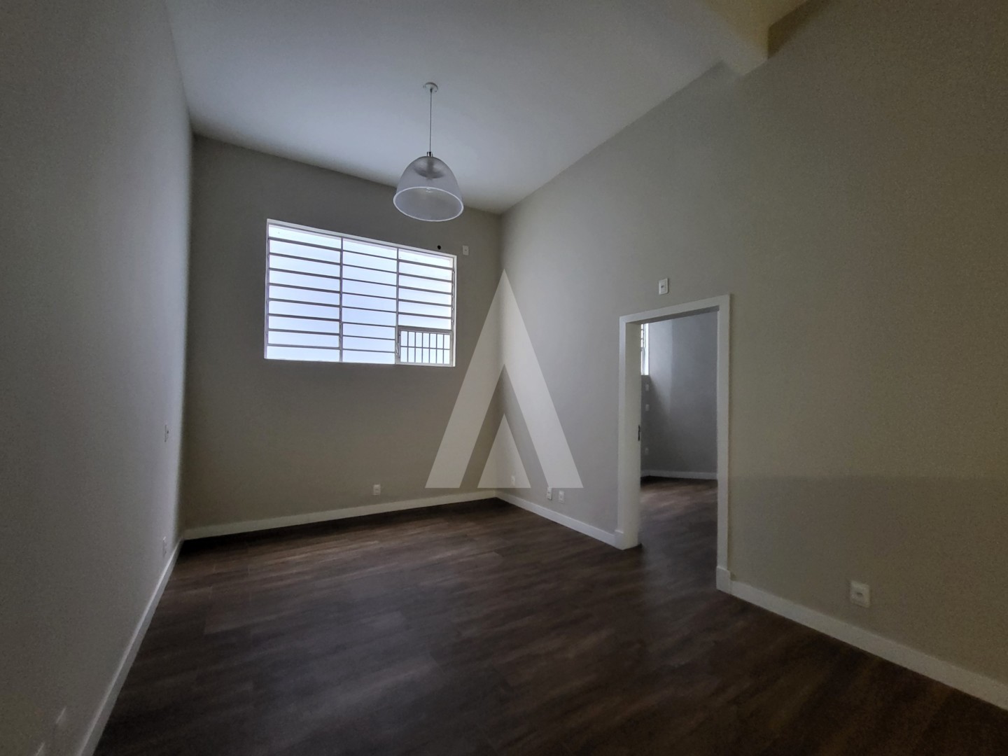 Sala Comercial com 55m de área privativa, localizada no Centro de Joinville - SC. — foto 7