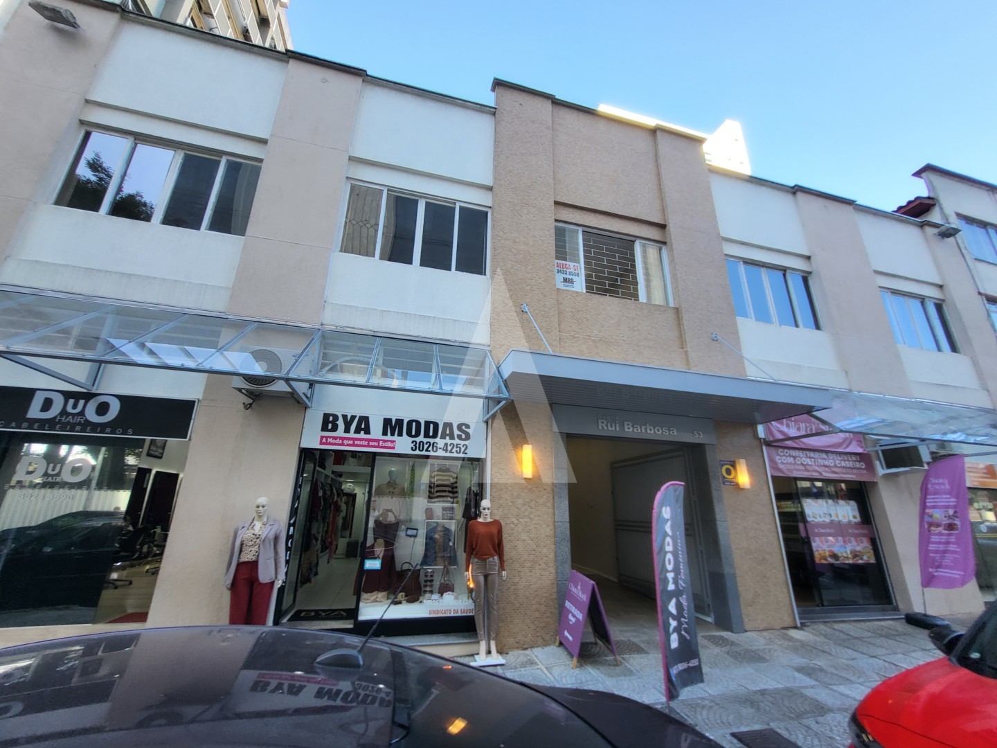 Sala Comercial com 30m de área privativa, localizada no Centro de Joinville - SC. — foto 2