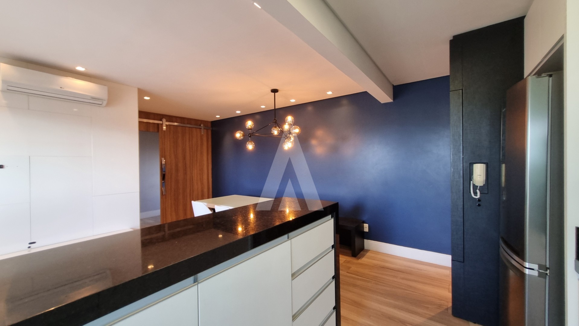 Apartamento mobiliado com 3 quartos, no bairro Costa e Silva — foto 4