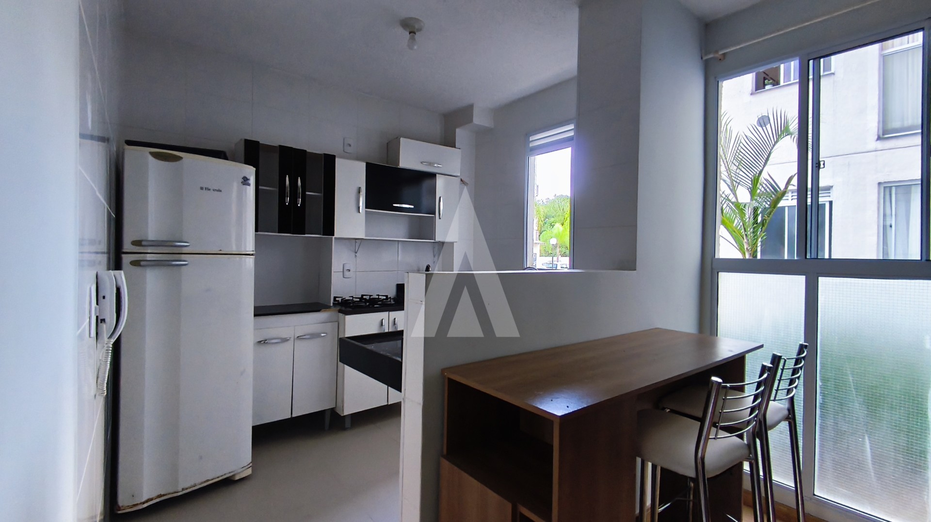 Apartamento semi mobiliado com 2 quartos e piscina no Vila Nova — foto 3