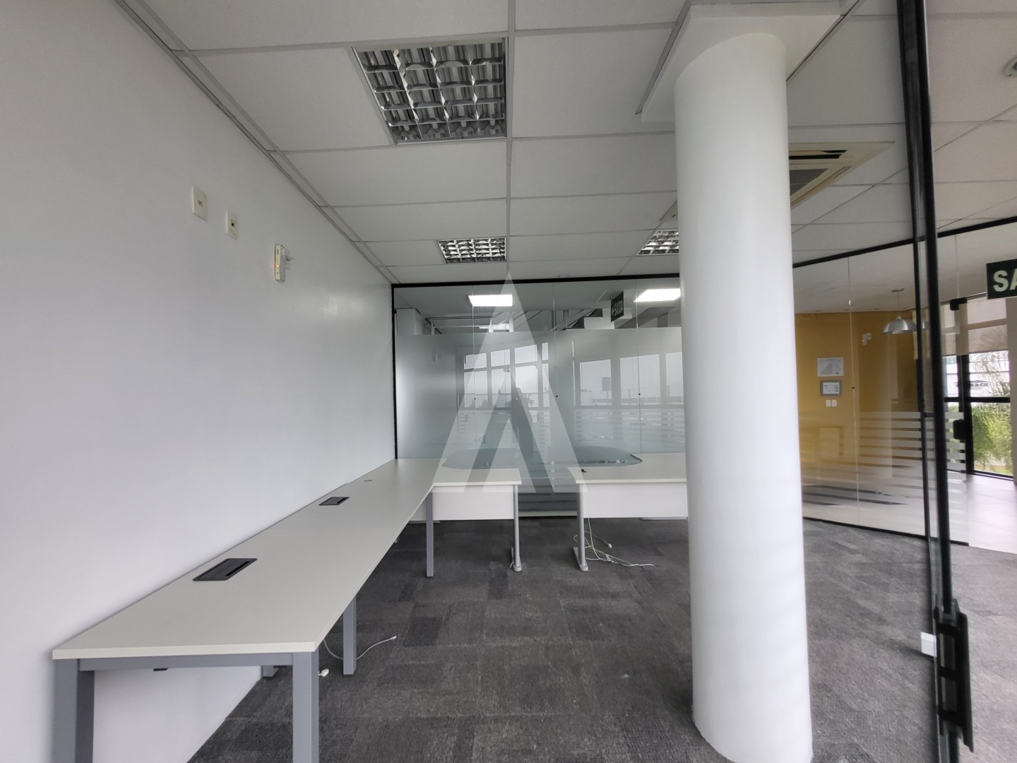 Sala comercial com na Zona Industrial Norte, Joinville, com 449,97m. — foto 5