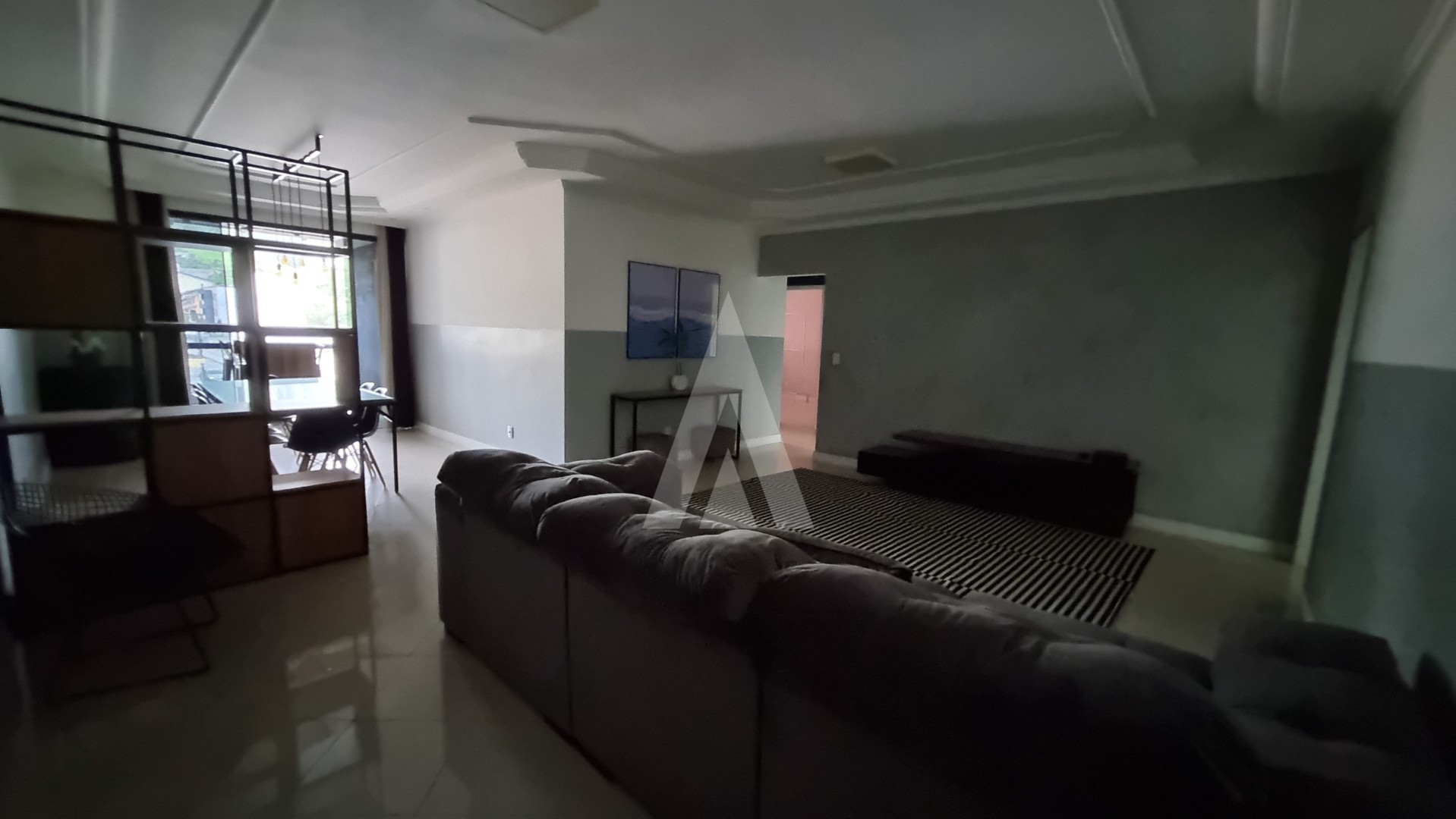 Apartamento semi mobiliado com 3 quartos sendo 01 suíte todos climatizados, sacada climatizada e com churrasqueira, localizado n — foto 3