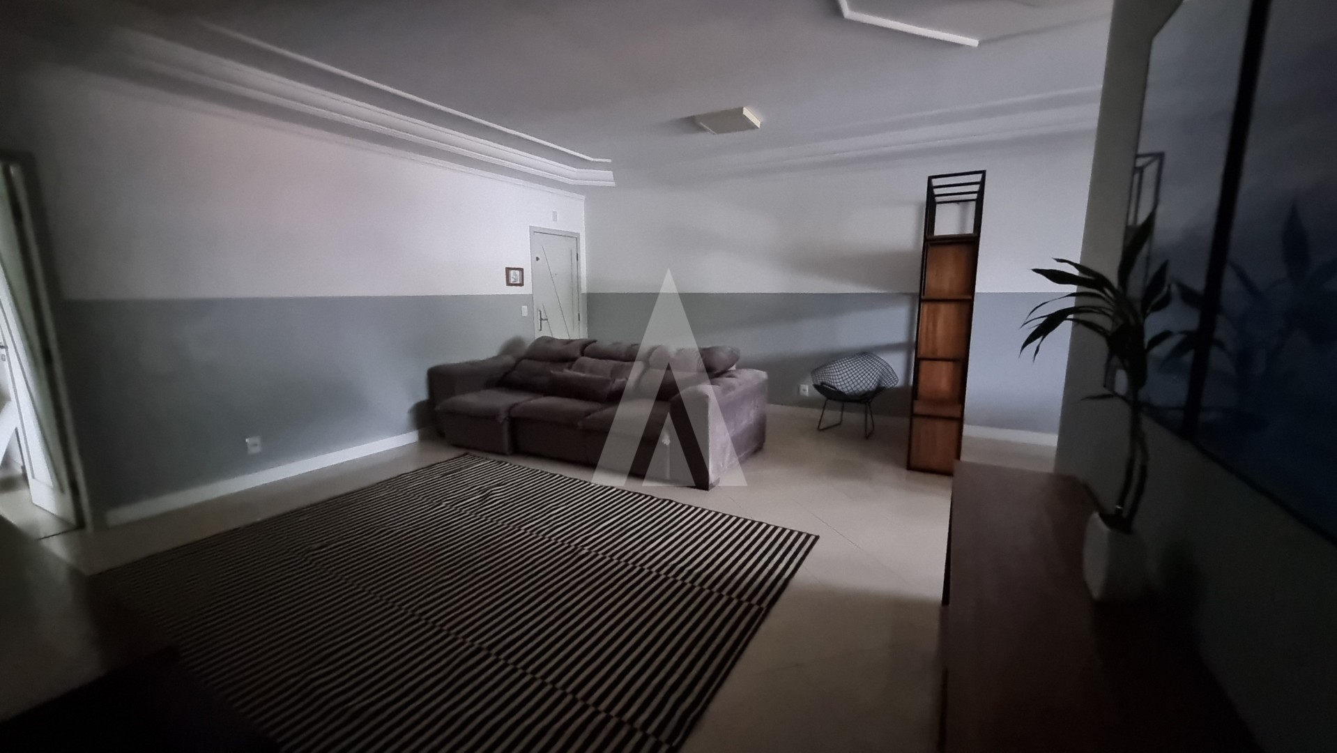 Apartamento semi mobiliado com 3 quartos sendo 01 suíte todos climatizados, sacada climatizada e com churrasqueira, localizado n — foto 4