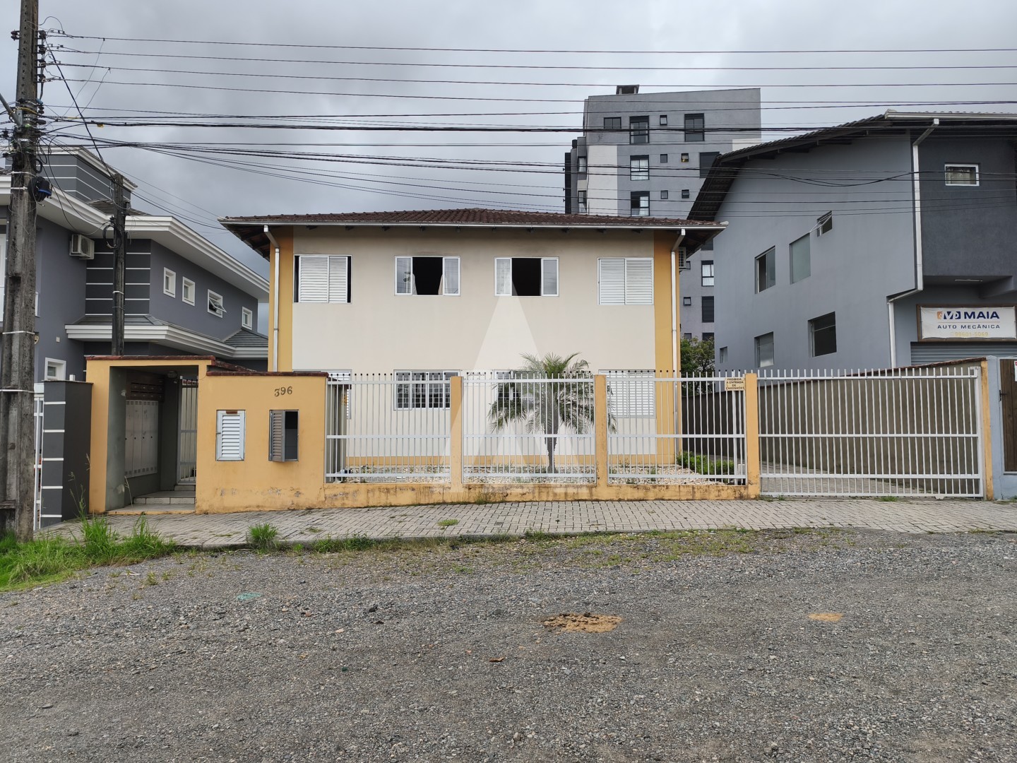 Apartamento no Santo Antônio com 1 quarto, cozinha com armário e 1 vaga de garagem individual coberta. - foto 1