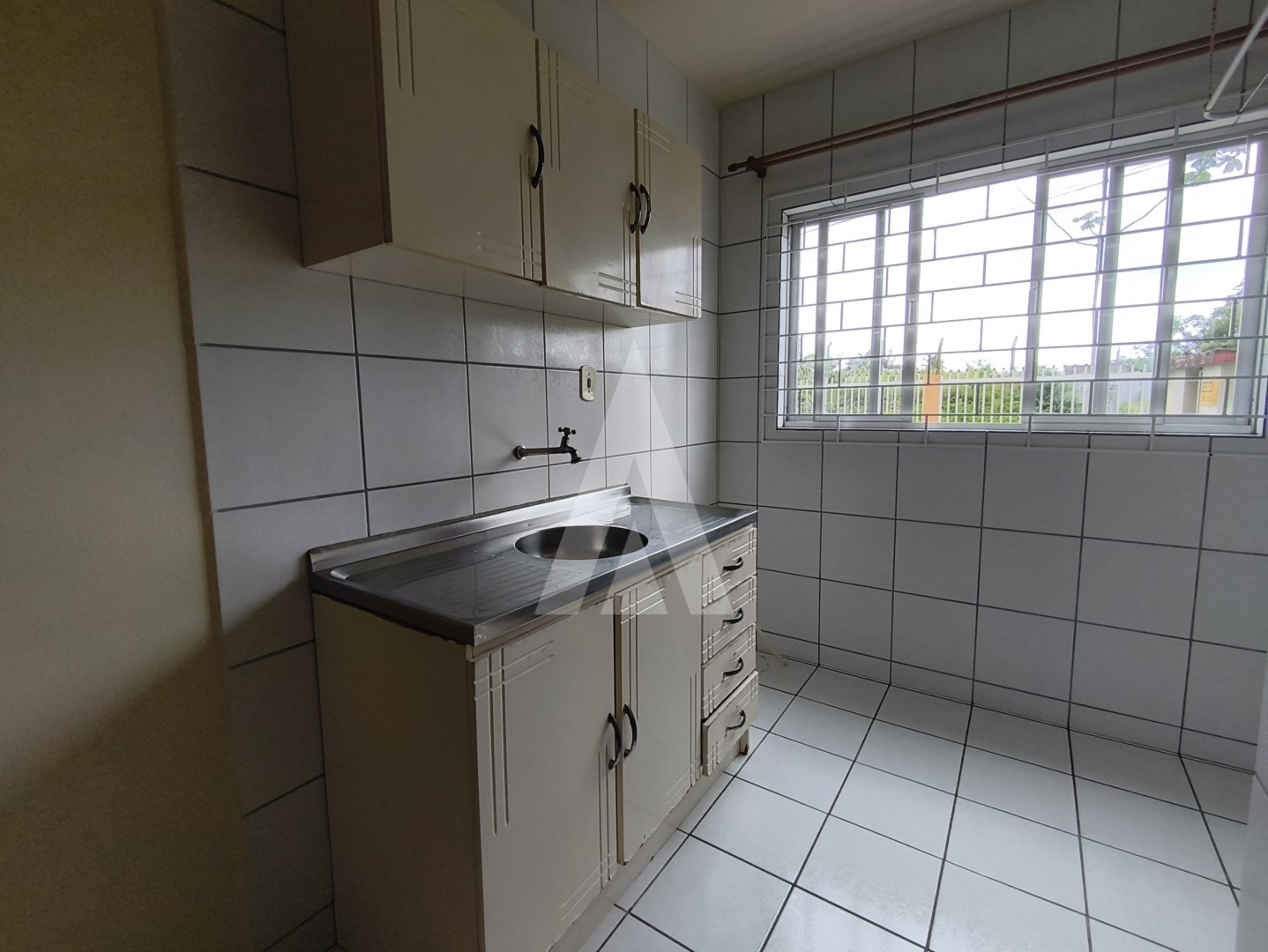 Apartamento no Santo Antônio com 1 quarto, cozinha com armário e 1 vaga de garagem individual coberta. — foto 5