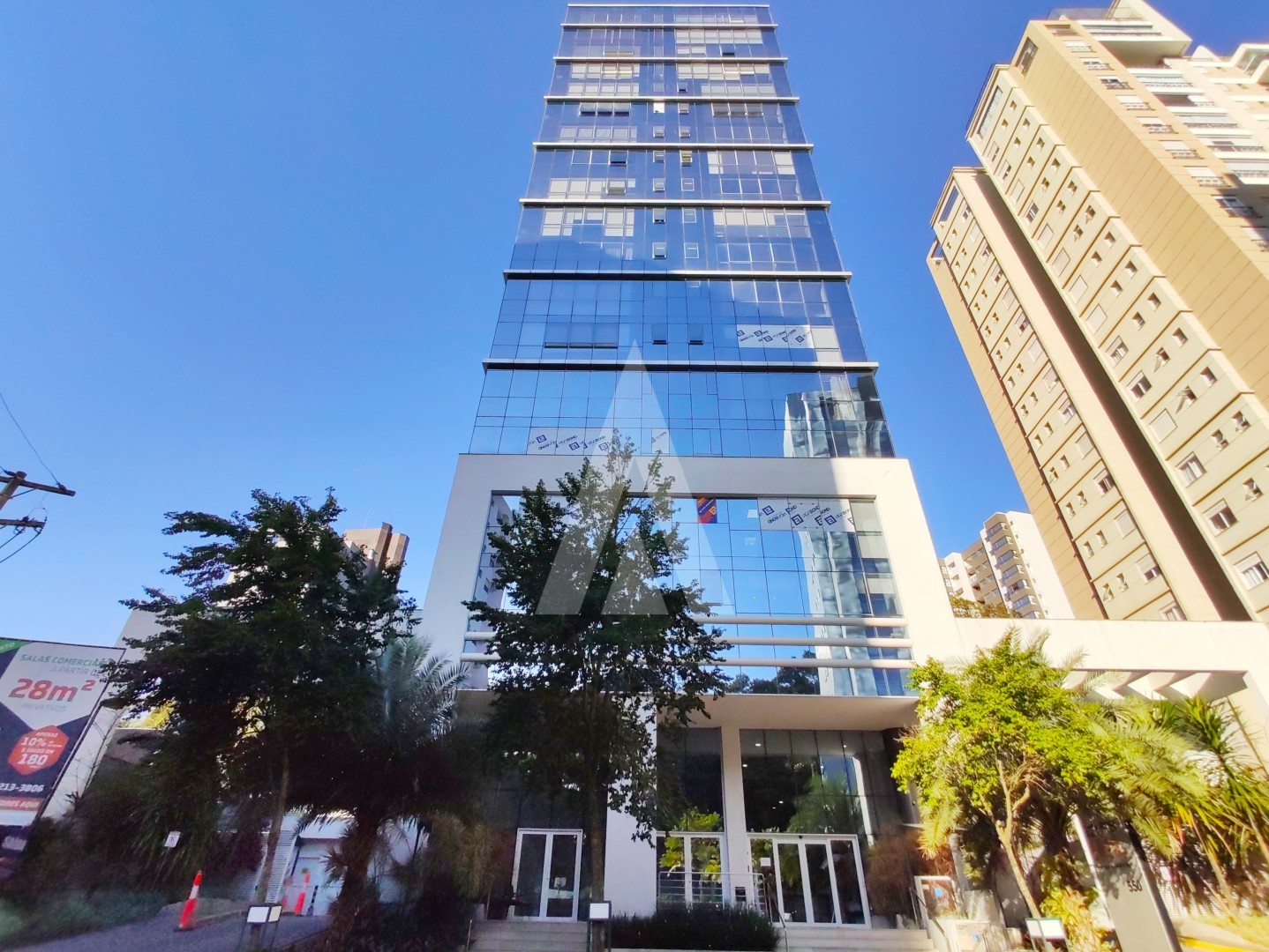 Sala comercial com cerca de 29m no bairro América. - foto 1