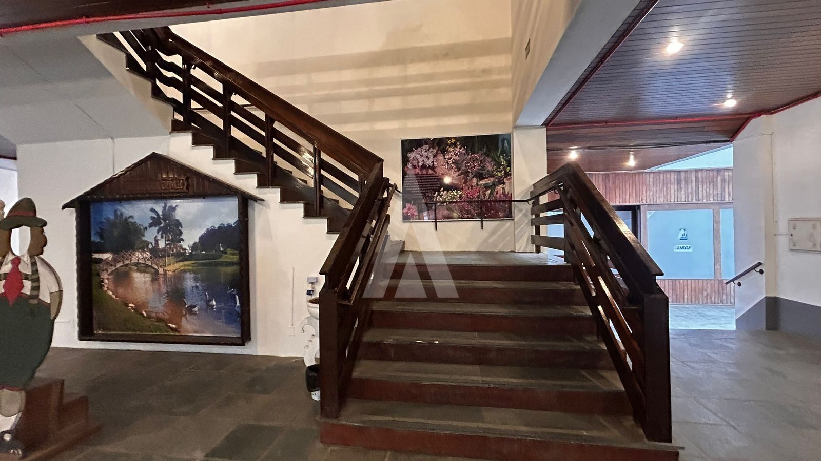 Sala comercial com cerca de 57m no bairro Centro. — foto 3