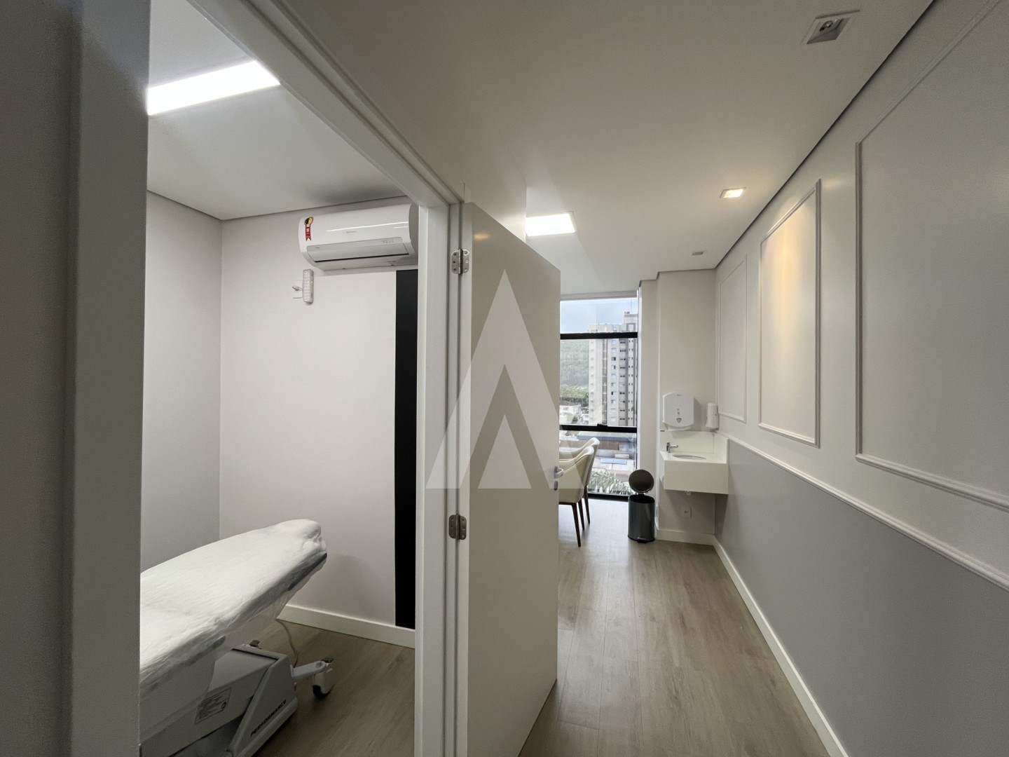 Sala comercial no Centro de Joinville, 30 m — foto 2