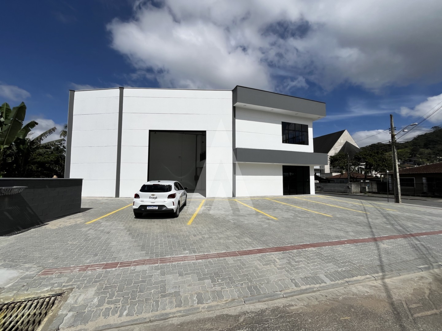 Imóvel comercial novo no bairro Iririu com 304,13 m — foto 5