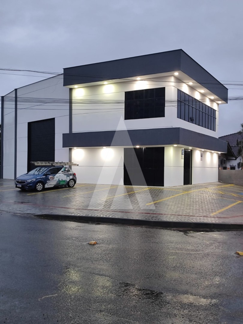 Imóvel comercial novo no bairro Iririu com 304,13 m — foto 2