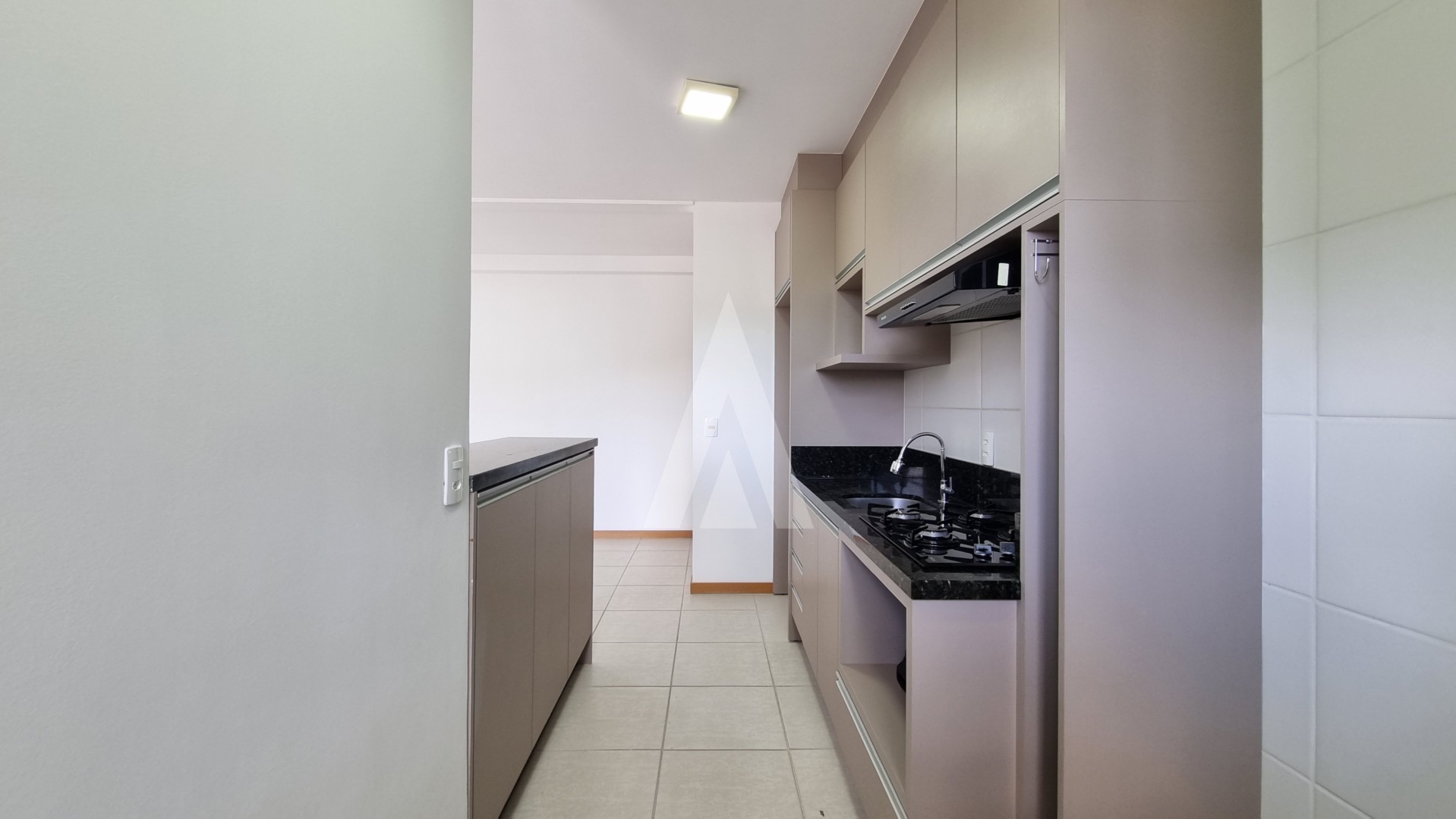 Apartamento no Anita Garibaldi com 2 quartos, cozinha com armários e 1 vaga de garagem. — foto 6