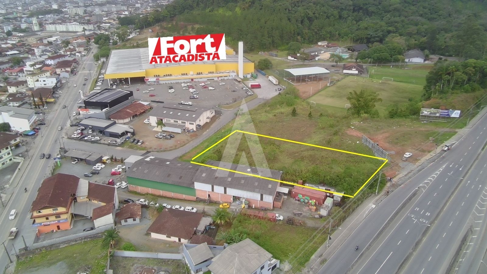 TERRRENO 3000M, BAIRRO AVENTUREIRO - foto 1