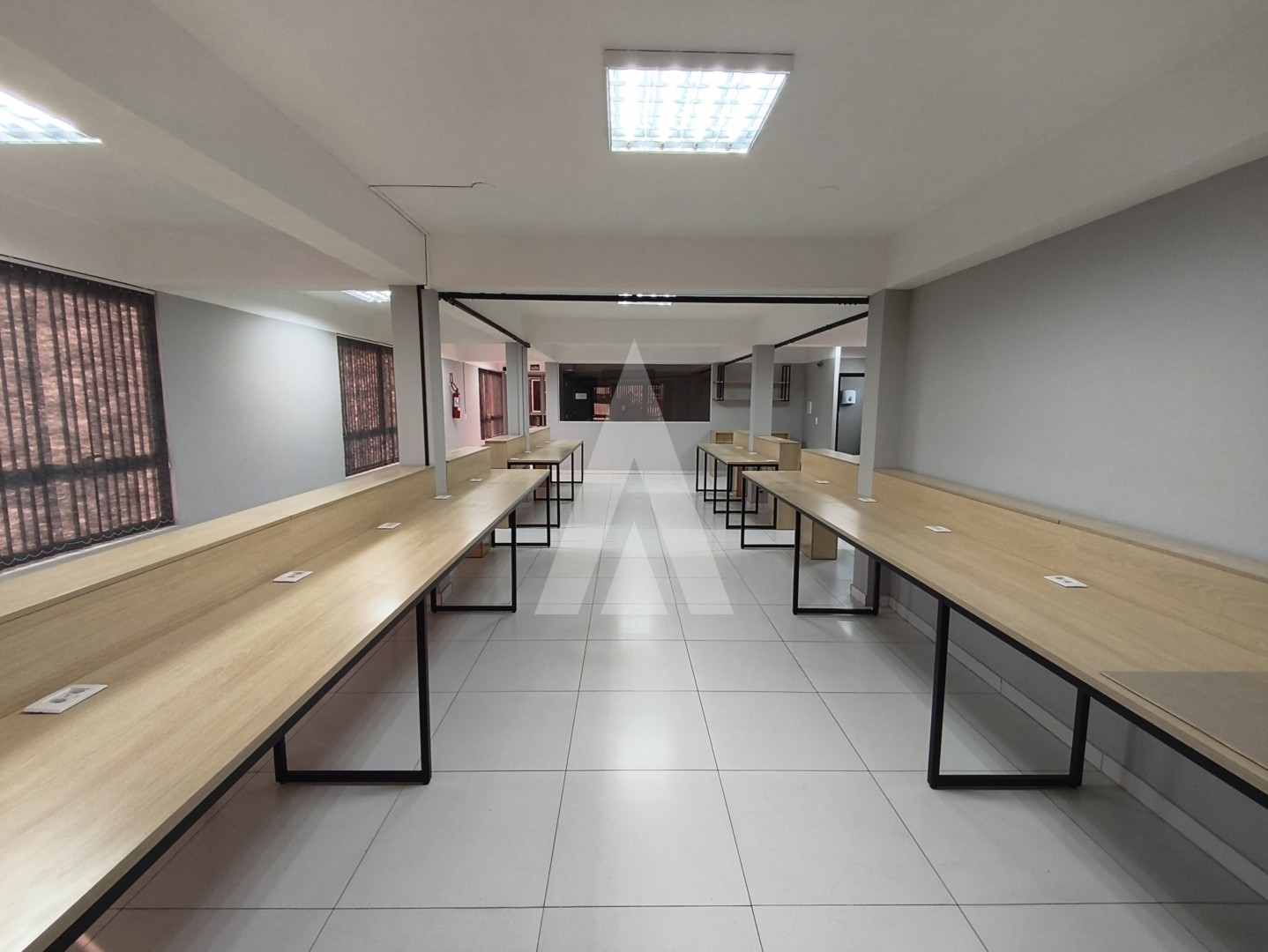 SALA COMERCIAL COM ESPAÇO AMPLO NO CENTRO DE JOINVILLE — foto 6