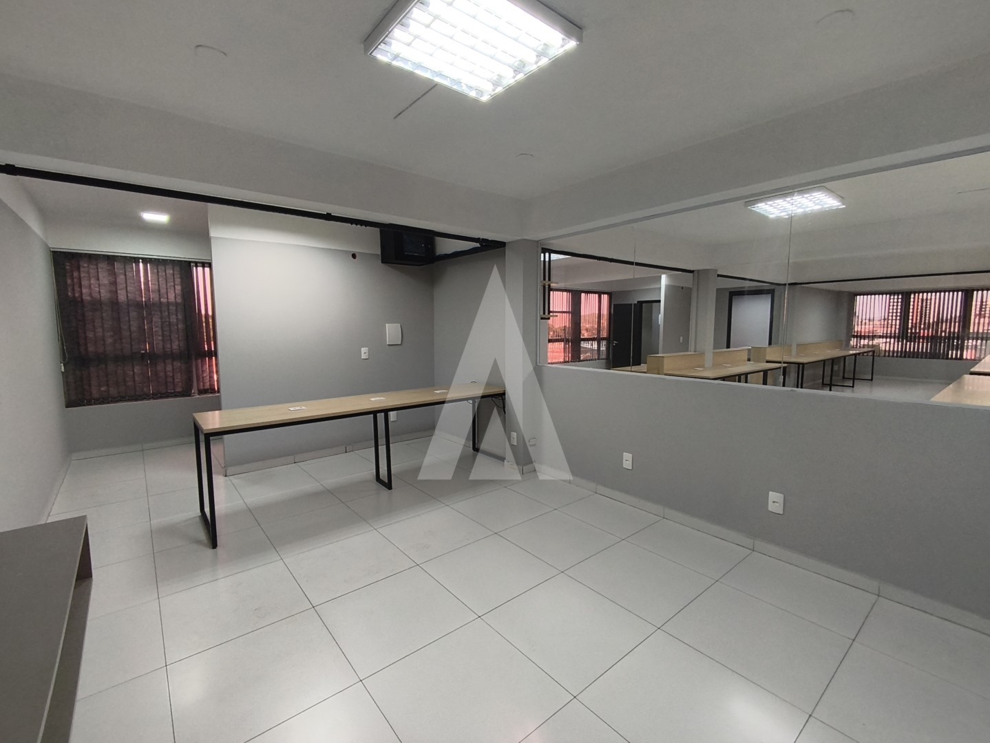 SALA COMERCIAL COM ESPAÇO AMPLO NO CENTRO DE JOINVILLE — foto 7