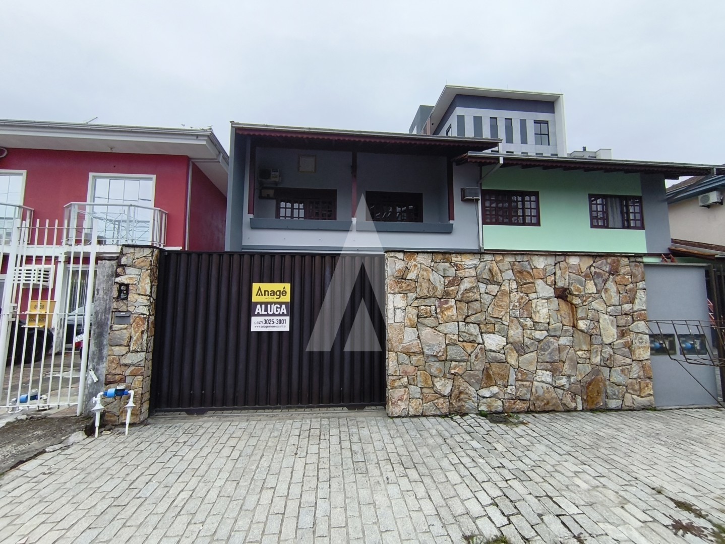 CASA NO SANTO ANTÔNIO COM CHURRASQUEIRA NO FUNDO E CONTA COM 02 QUARTOS - foto 1