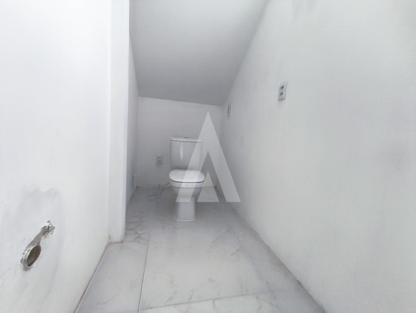 SALA COMERCIAL COM 60M NO BUCAREIN NA INÁCIO BASTOS, ESTACIONAMENTO FRONTAL E 01 VAGA EXCLUSIVA NO FUNDO — foto 7