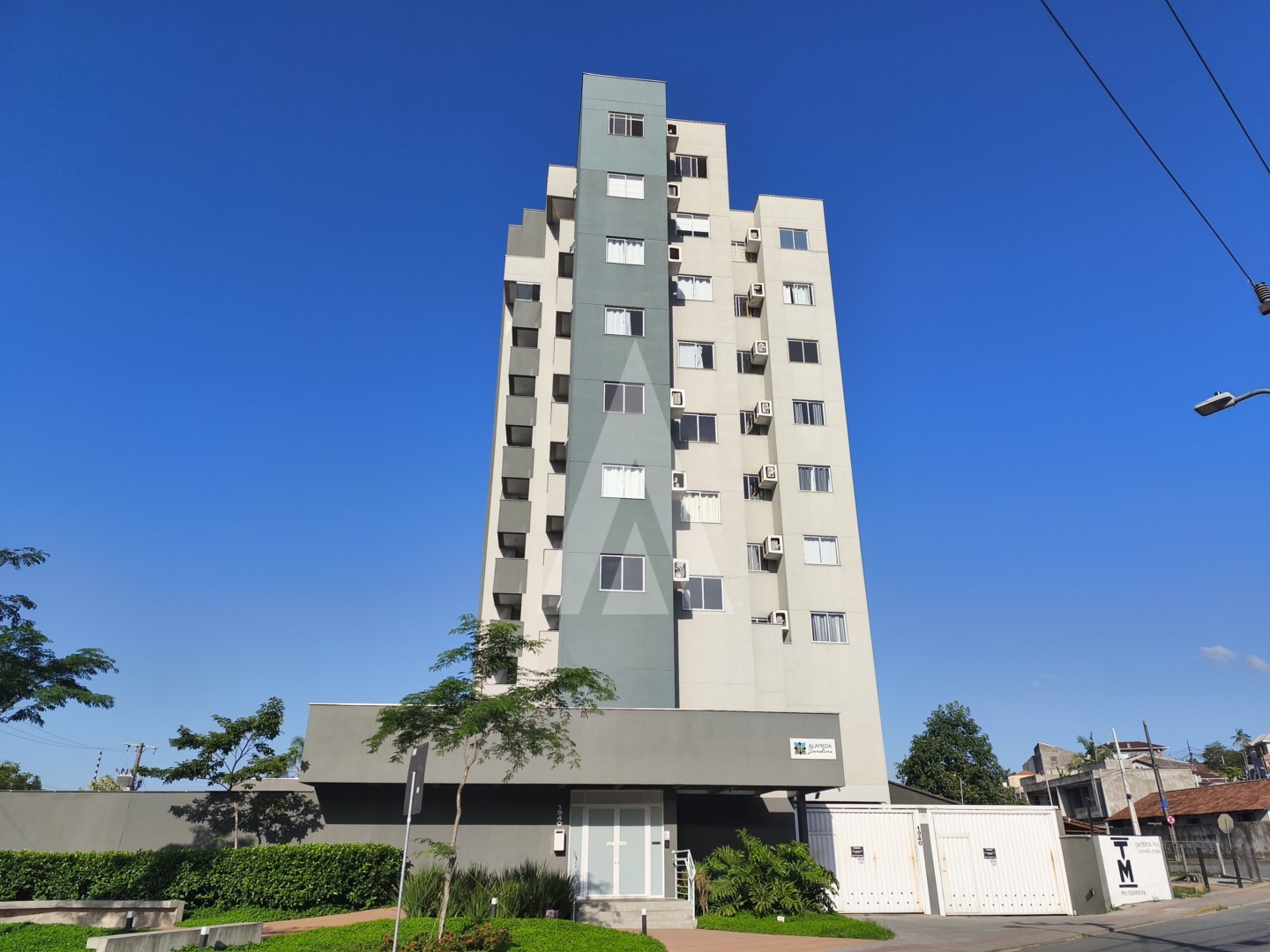 Apartamento mobiliado com 1 quarto no bairro Costa e Silva - foto 1