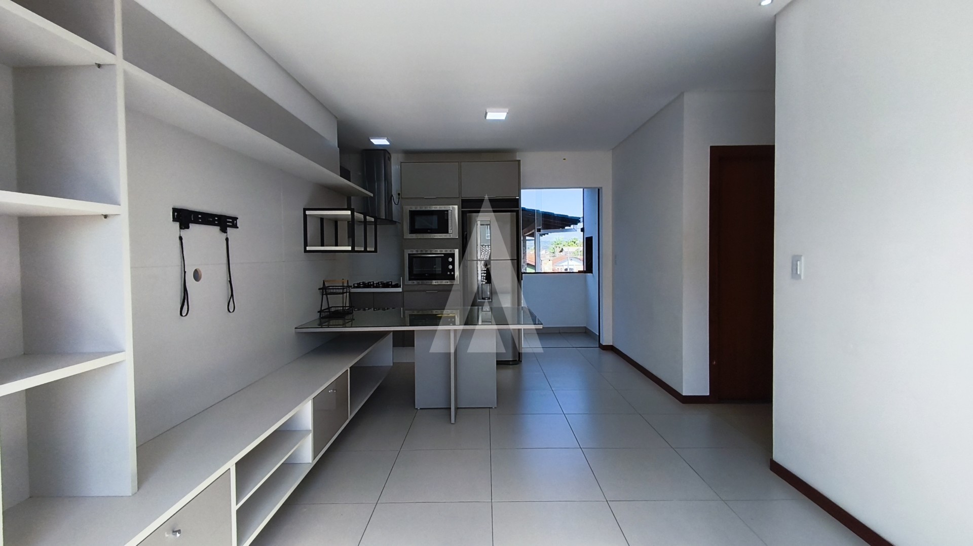 Apartamento no Boa Vista com 2 quartos, cozinha com armários e eletrodomésticos e 1 vaga de garagem coberta. — foto 4