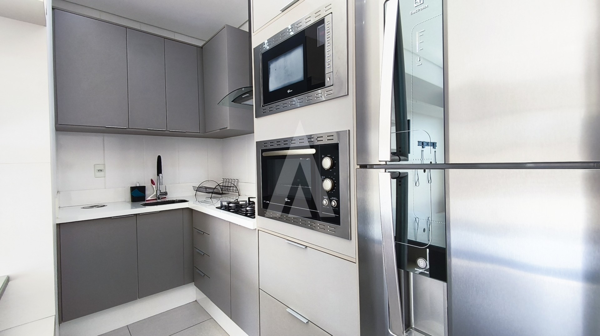 Apartamento no Boa Vista com 2 quartos, cozinha com armários e eletrodomésticos e 1 vaga de garagem coberta. — foto 6