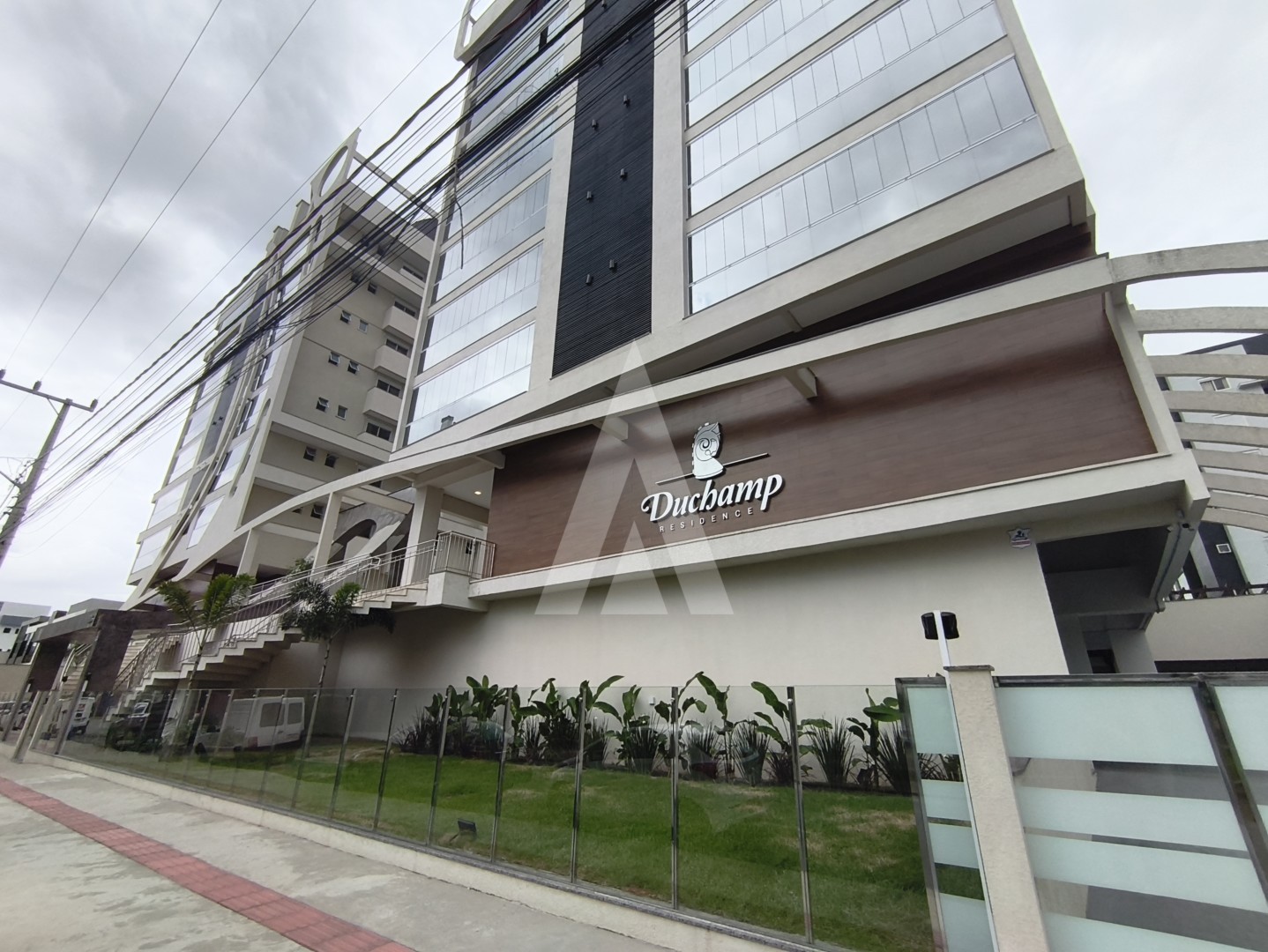 APARTAMENTO NOVO NA ÁREA CENTRAL, AMÉRICA HOME CLUB COM 03 SUÍTES - foto 1