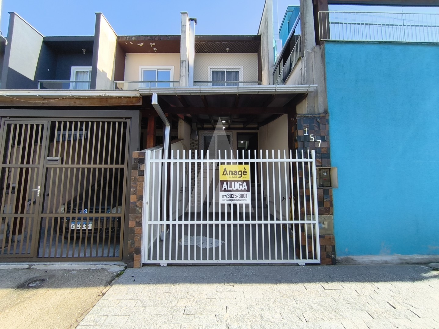 GEMINADO MOBILIADO COM CHURRASQUEIRA NO COSTA E SILVA CONTA COM 02 QUARTOS SENDO 01 AR CONDICIONADO - foto 1