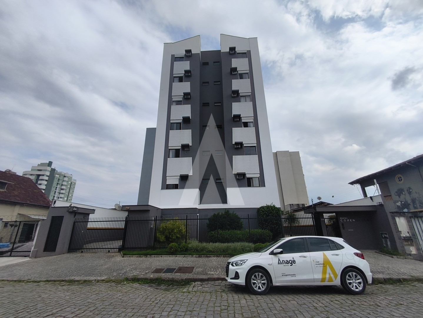 APARTAMENTO 02 DORMITÓRIOS, SEMIMOBILIADO, BUCAREIN - foto 1