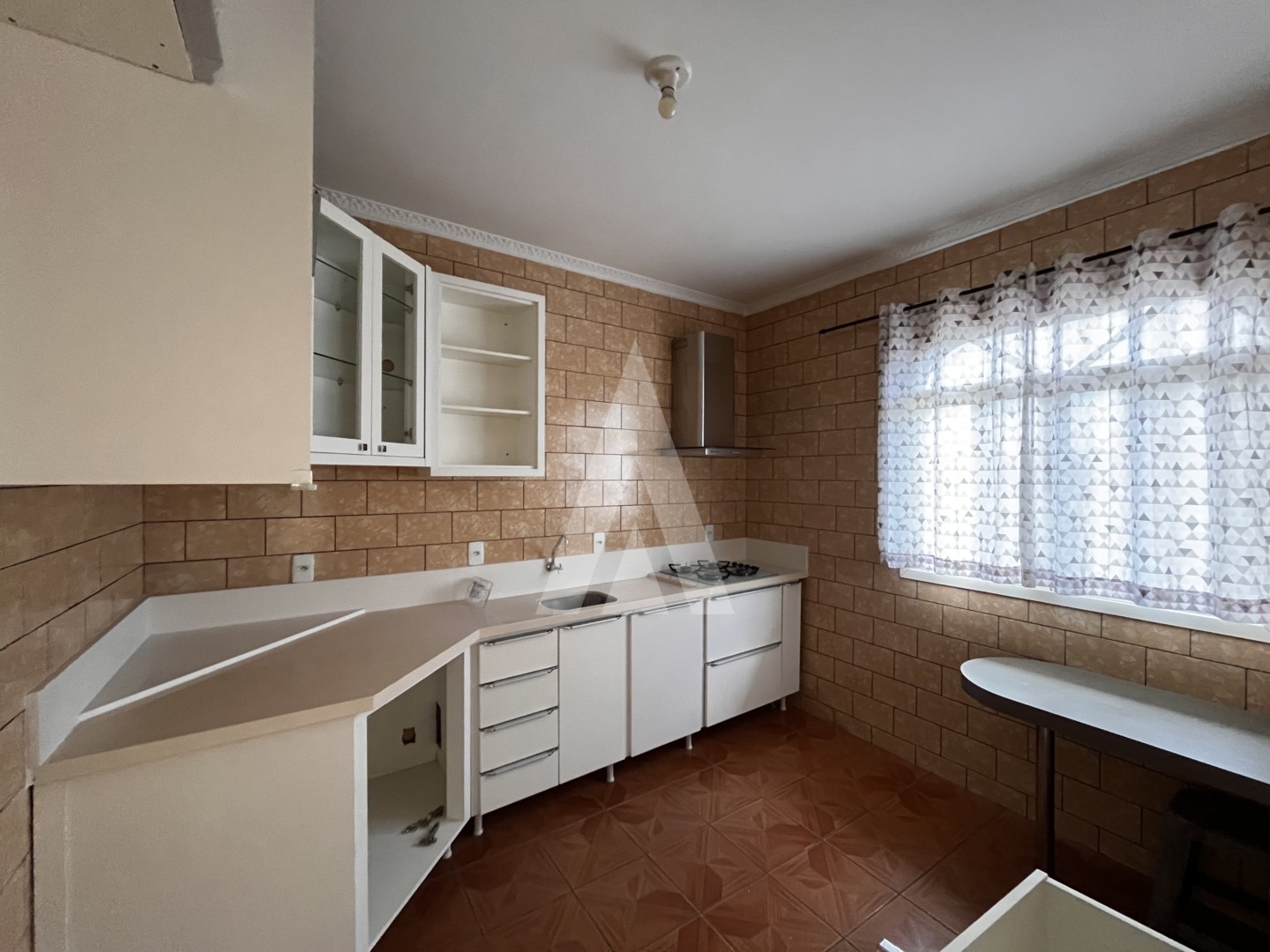 Casa residencial no piso superior com 4 quartos localizada no bairro Iririú, Joinville, com 115 m. — foto 3