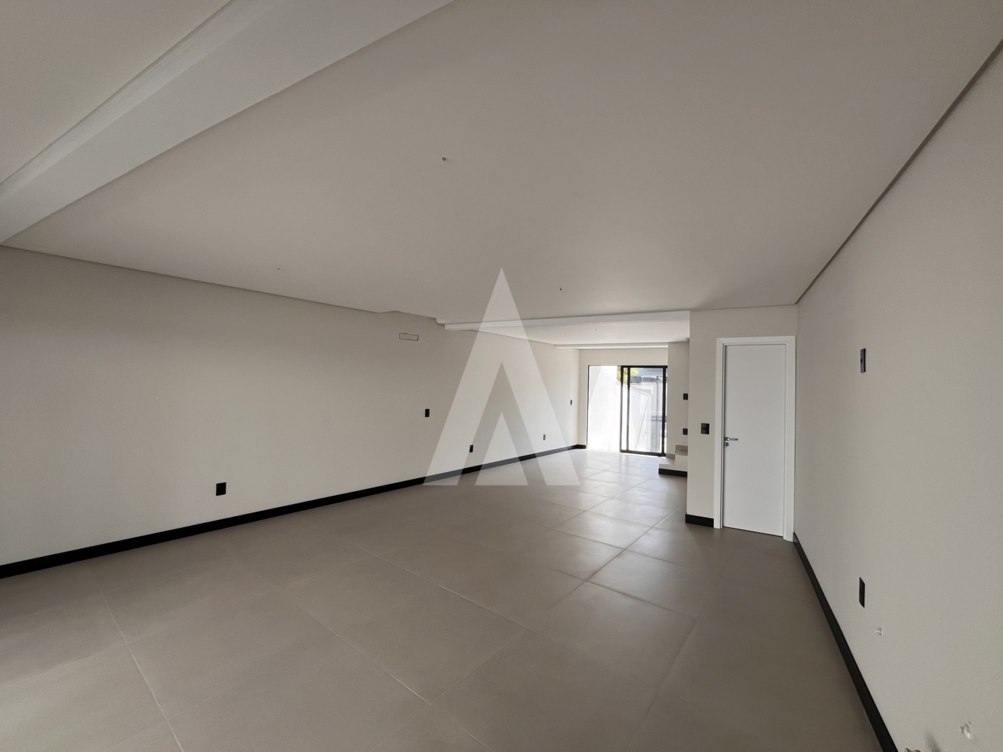Casa residencial com 3 quartos no bairro Saguaçu, Joinville, com 129 m. — foto 4