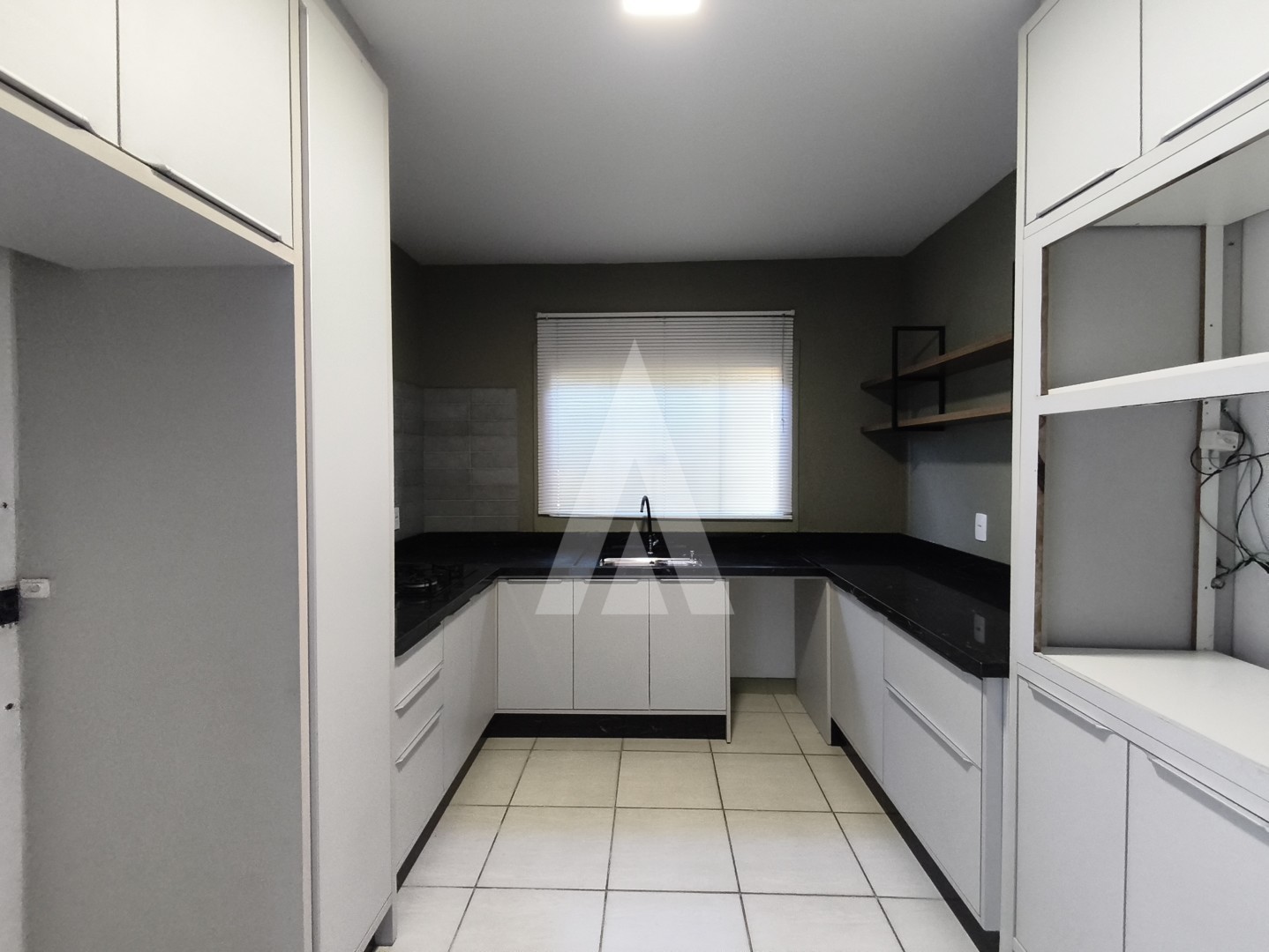 CASA 02 DORMITÓRIOS, SENDO 01 SUÍTE, JARDIM PARAISO — foto 4