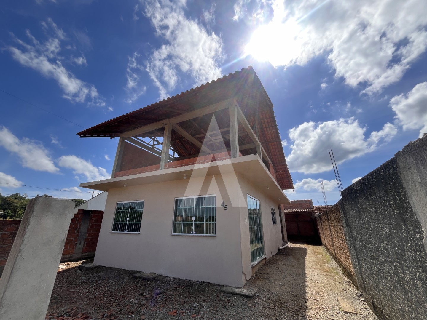 Casa com 2 dormitórios no Bairro Porto Grande em Araquari - foto 1