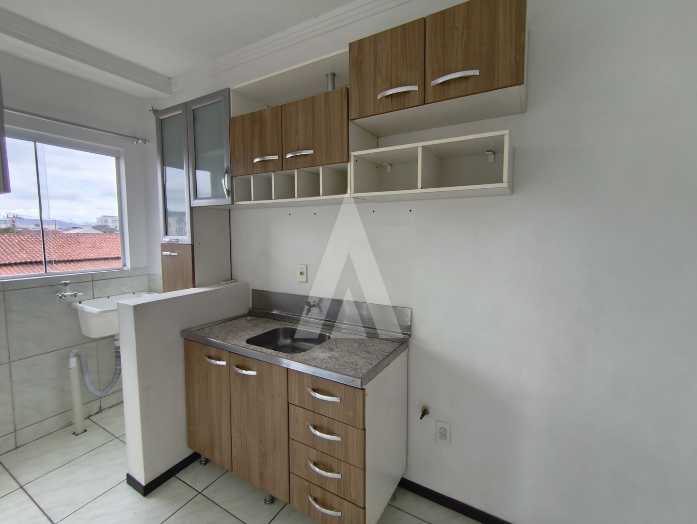 APARTAMENTO NO JARDIM IRIRIU COM 02 QUARTOS, SALA COM AR CONDICIONADO — foto 5