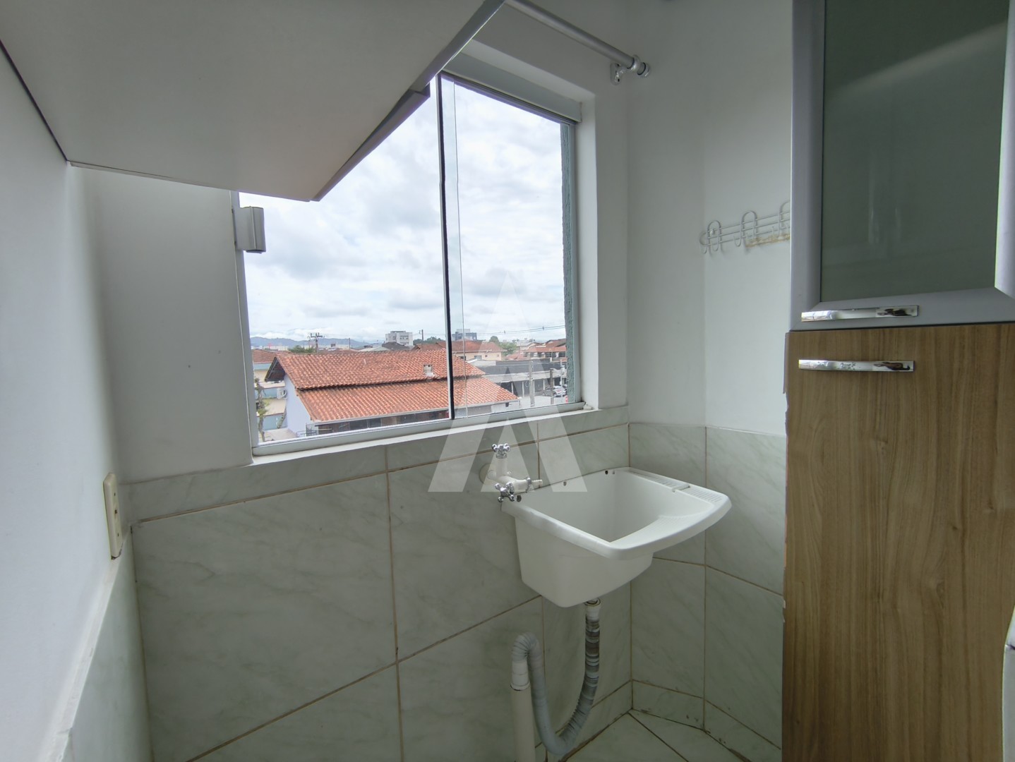 APARTAMENTO NO JARDIM IRIRIU COM 02 QUARTOS, SALA COM AR CONDICIONADO — foto 6