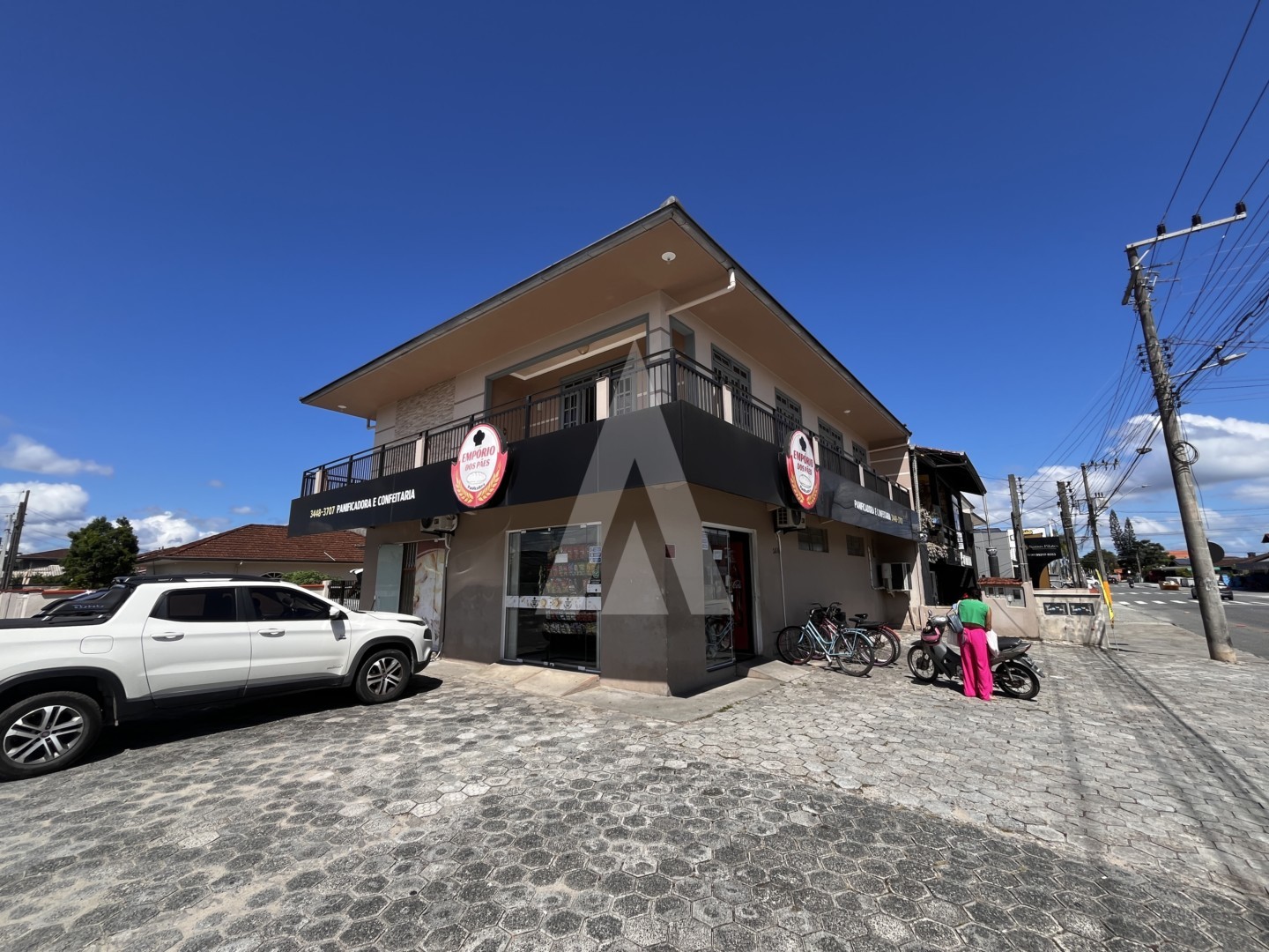 Casa residencial no piso superior com 4 quartos no bairro Iririu, Joinville — foto 2