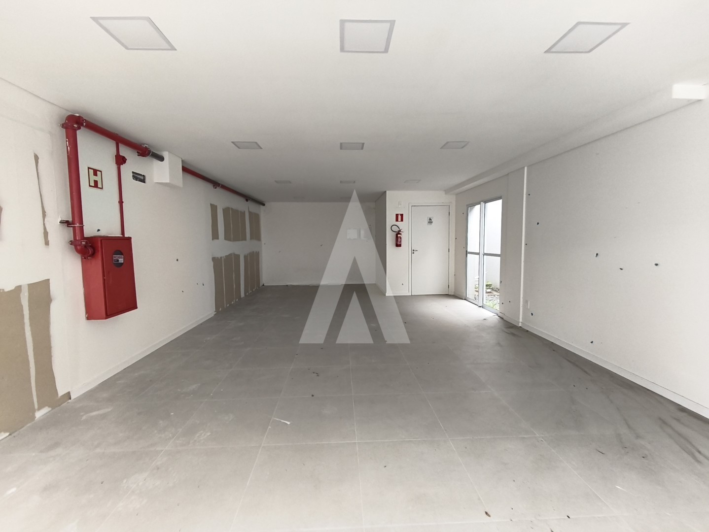 LOJA 49M, GLÓRIA — foto 2