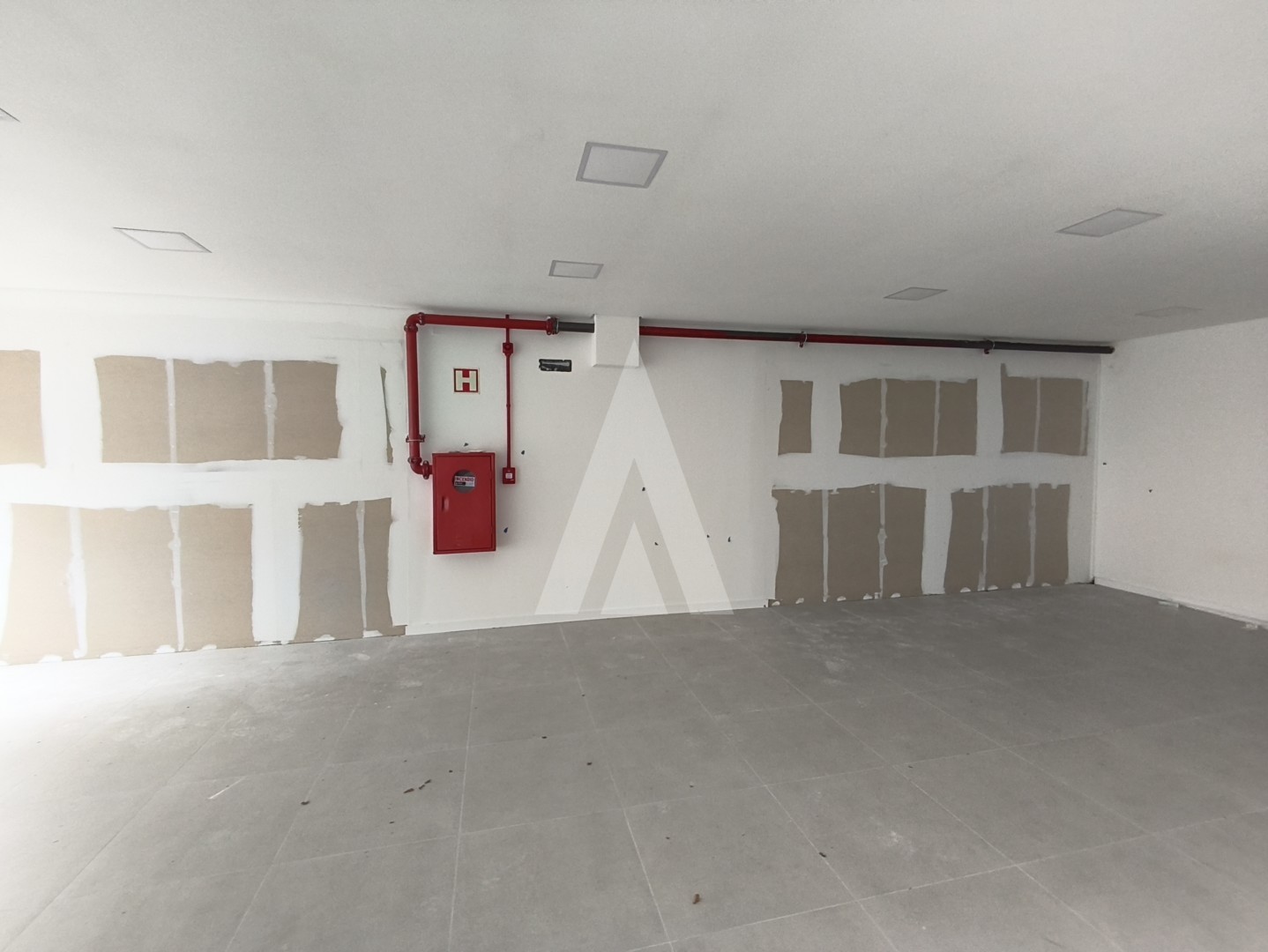 LOJA 49M, GLÓRIA — foto 3