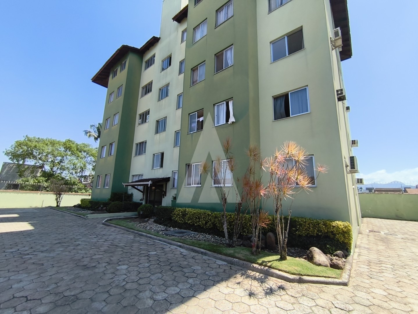 APARTAMENTO NO COSTA E SILVA COM 03 QUARTOS — foto 2