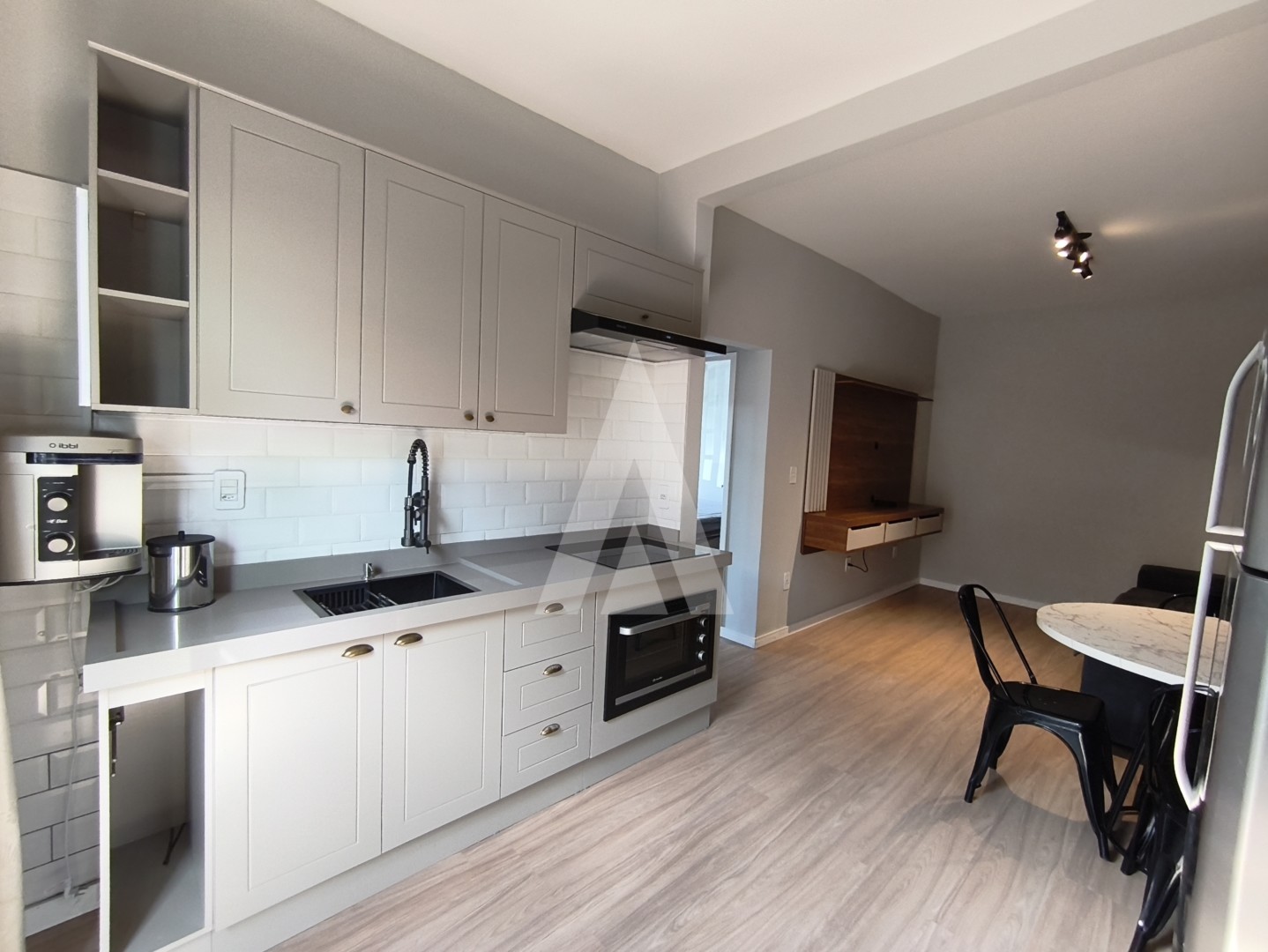 APARTAMENTO TÉRREO TOTALMENTE MOBILIADO — foto 3