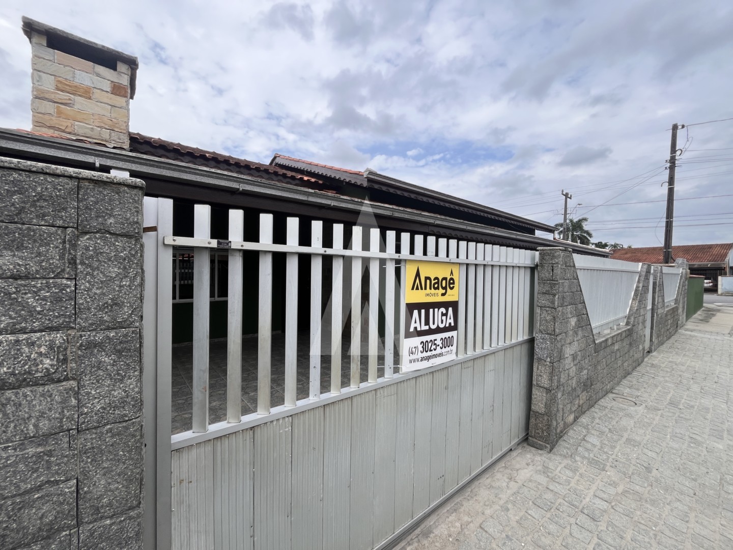 Casa residencial de 3 quartos no bairro Boa Vista, Joinville, com 112.5 m. - foto 1