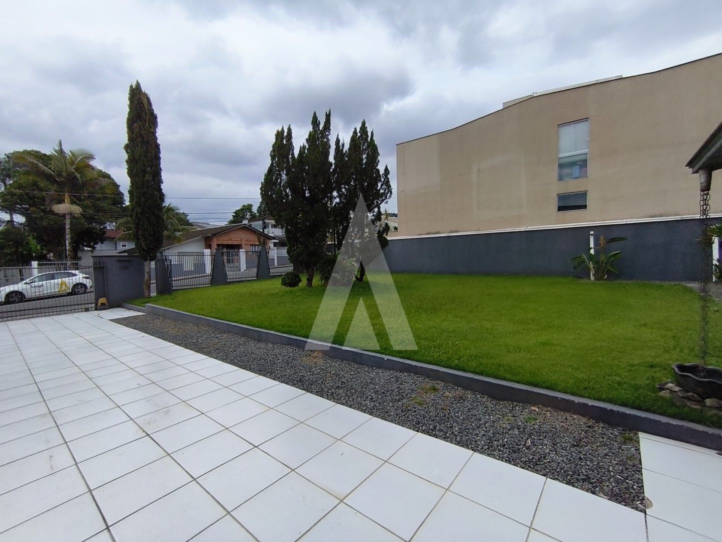 CASA TÉRREA NO BOM RETIRO COM 02 QUARTOS SENDO 01 SUÍTE AMPLO ESPAÇO COM CHURRASQUEIRA — foto 5