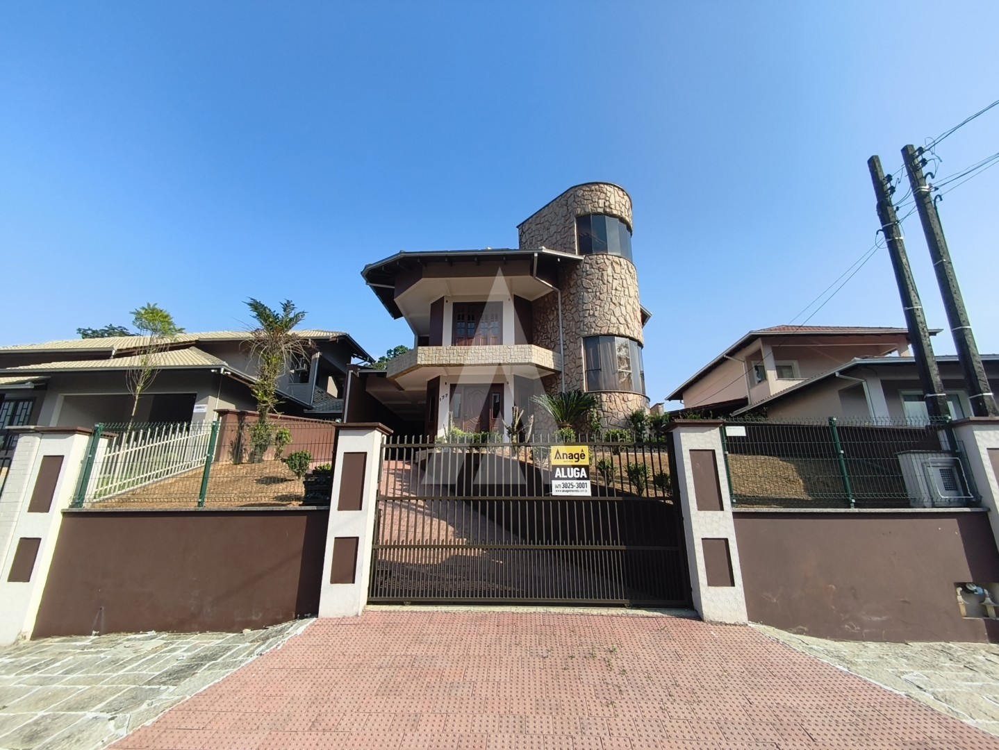 CASA 03 DORMITÓRIOS, SENDO 01 SUÍTE, COSTA E SILVA - foto 1