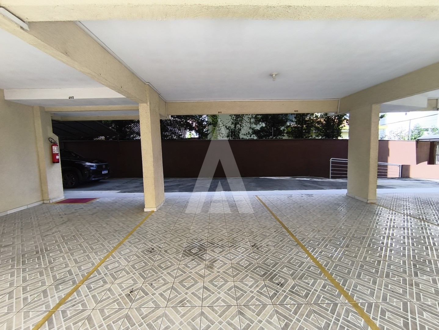 APARTAMENTO MOBILIADO E COMPLETO DE ARMÁRIOS NO SAGUAÇU COM 03 QUARTOS — foto 2