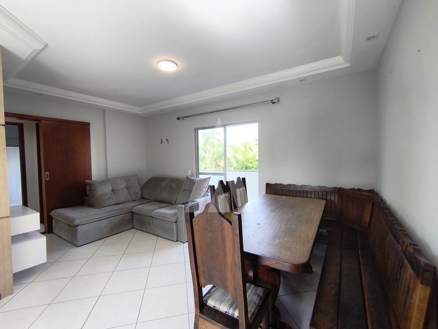 APARTAMENTO MOBILIADO E COMPLETO DE ARMÁRIOS NO SAGUAÇU COM 03 QUARTOS — foto 3