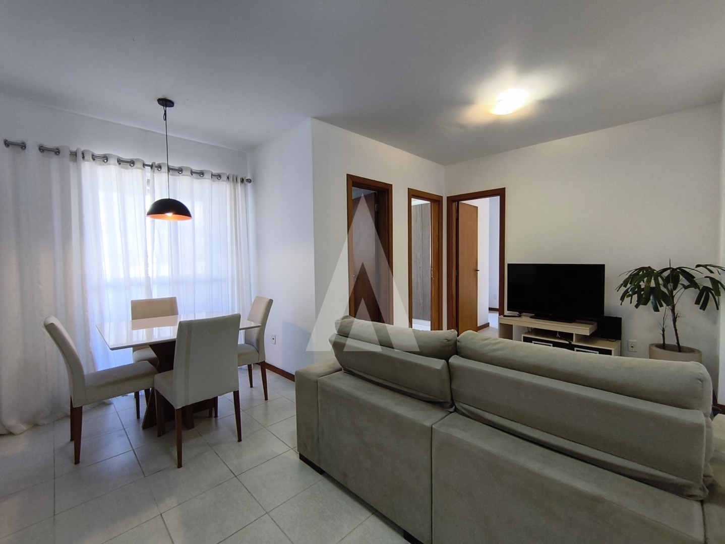 APARTAMENTO MOBILIADO NO ANITA GARIBALDI COM 02 QUARTOS — foto 3