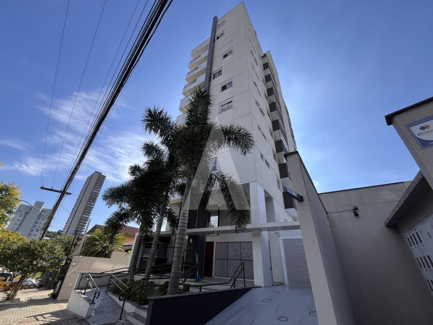 Apartamento residencial de 3 quartos no bairro Atiradores, com 119,62 m e duas vagas de garagem. - foto 1