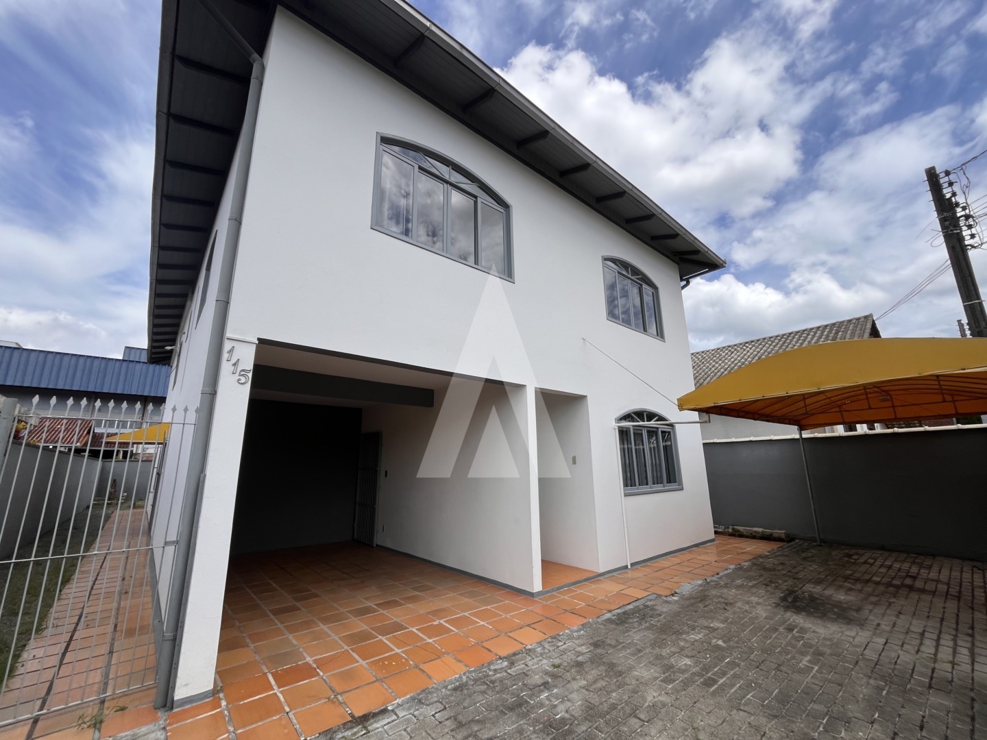 Casa comercial com 6 quartos no bairro Anita Garibaldi, Joinville, com 300 m. — foto 2