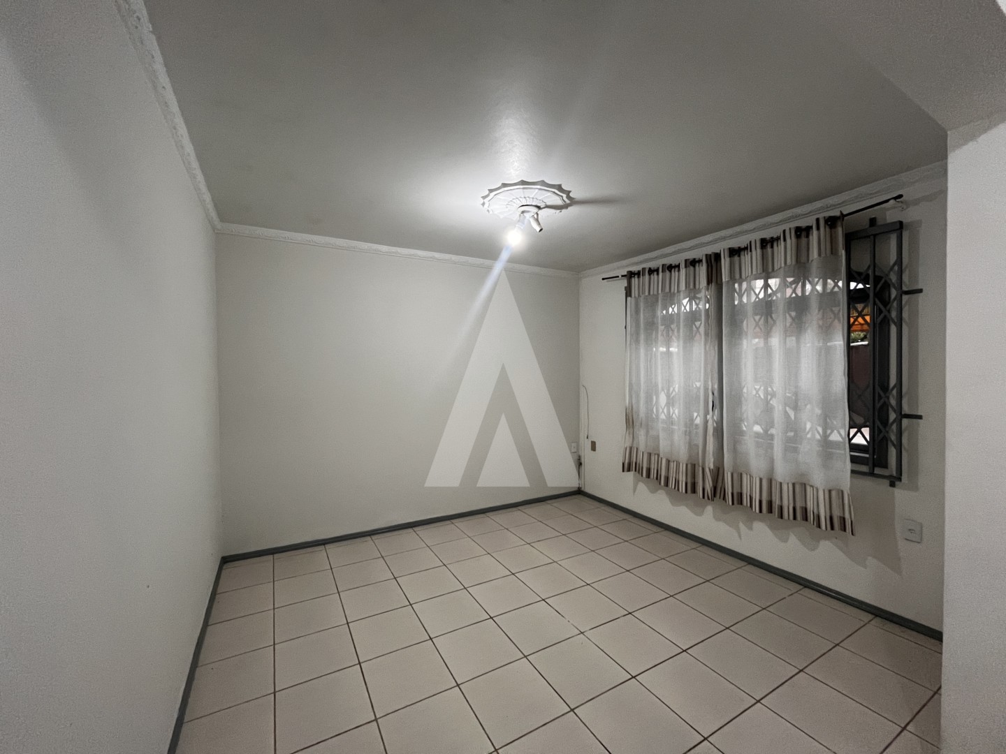 Casa comercial com 6 quartos no bairro Anita Garibaldi, Joinville, com 300 m. — foto 5