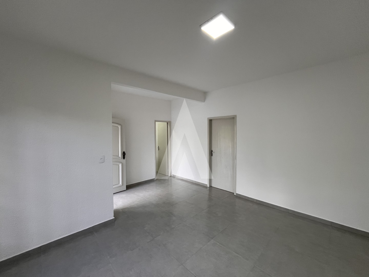 Casa residencial com 4 quartos no bairro Atiradores, Joinville, 300 m. — foto 5