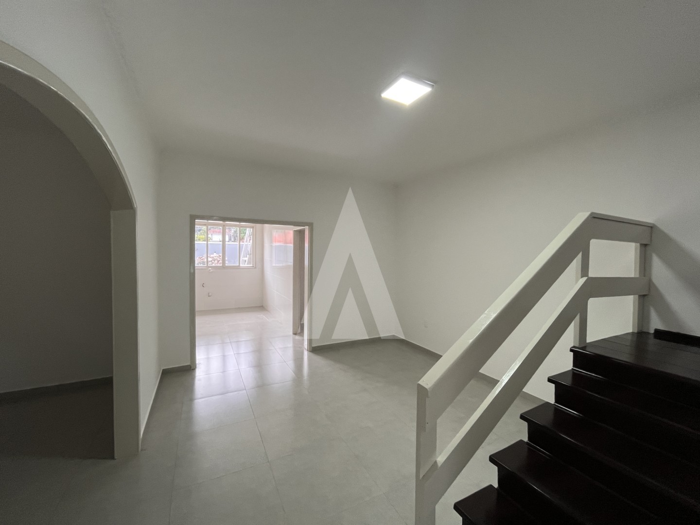 Casa residencial com 4 quartos no bairro Atiradores, Joinville, 300 m. — foto 7